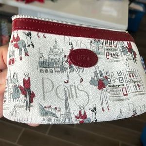 Paris Clutch never used.